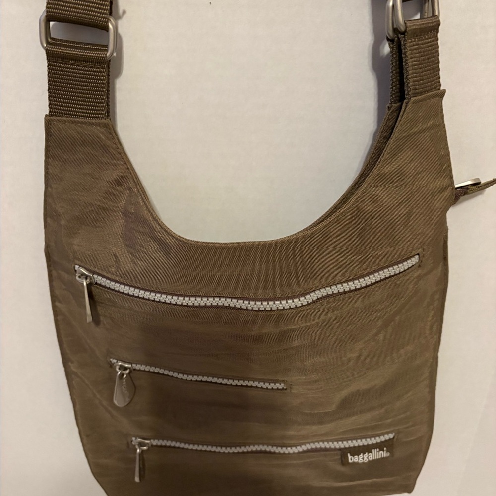 Baggallini Olive Green Crossbody Bag